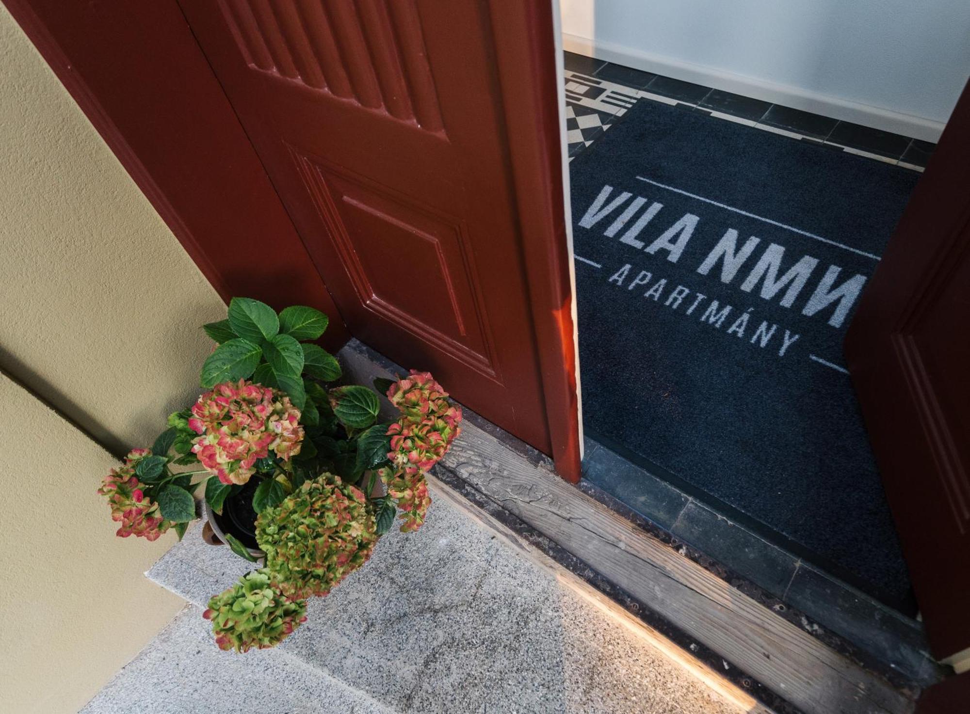 Vila Nmnm ノヴェー・ムニェスト・ナ・モラヴィエ エクステリア 写真