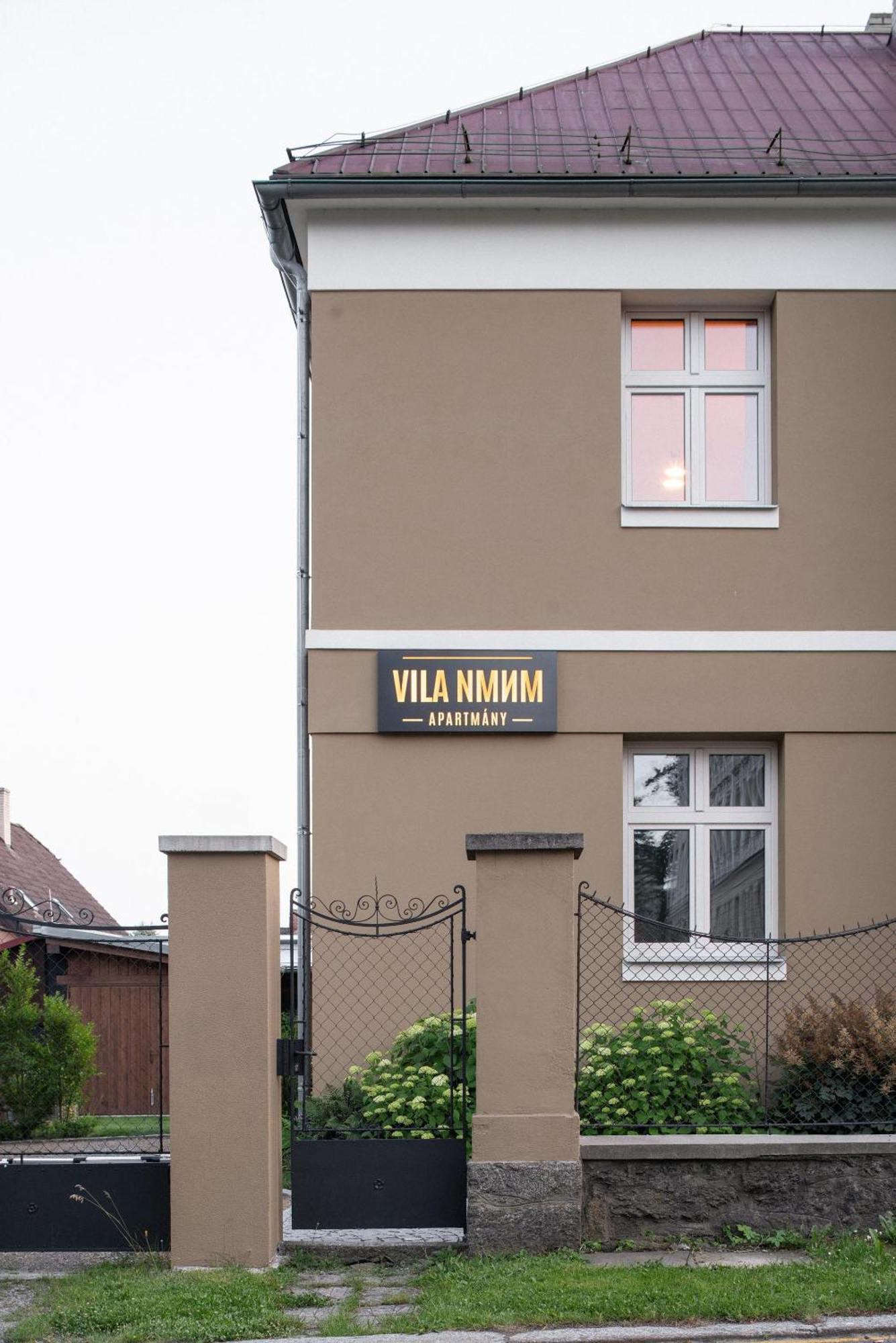 Vila Nmnm ノヴェー・ムニェスト・ナ・モラヴィエ エクステリア 写真